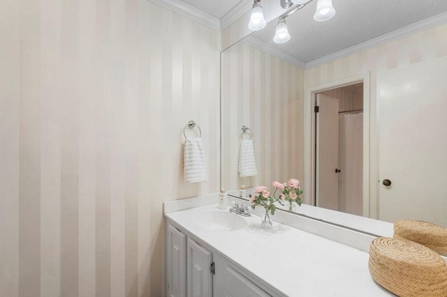 6210 Turkey HOLW, Austin, TX 78750