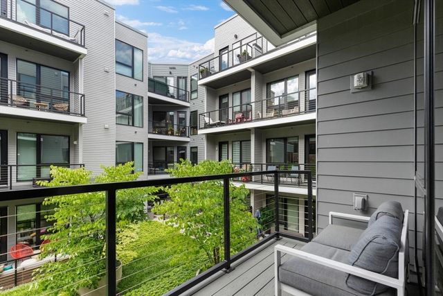 45 W 3rd St 314, Boston, MA 02127