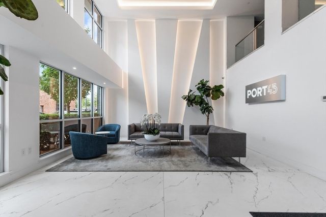 45 W 3rd St 314, Boston, MA 02127