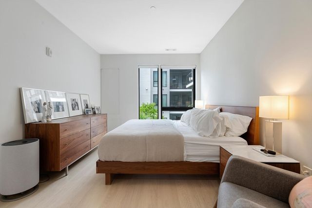 45 W 3rd St 314, Boston, MA 02127