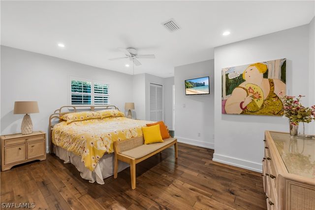 183 Edgemere WAY S, Naples, FL 34105