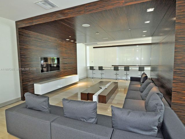 1330 West Ave 1701, Miami Beach, FL 33139