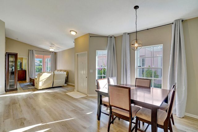 10769 Pelican Drive, Wellington, FL 33414