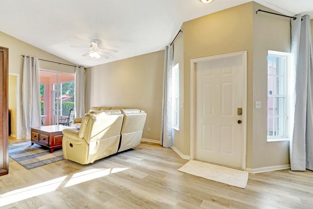 10769 Pelican Drive, Wellington, FL 33414