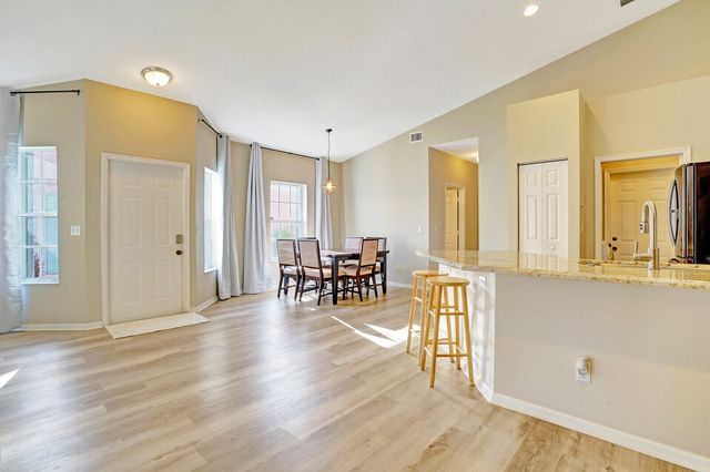 10769 Pelican Drive, Wellington, FL 33414