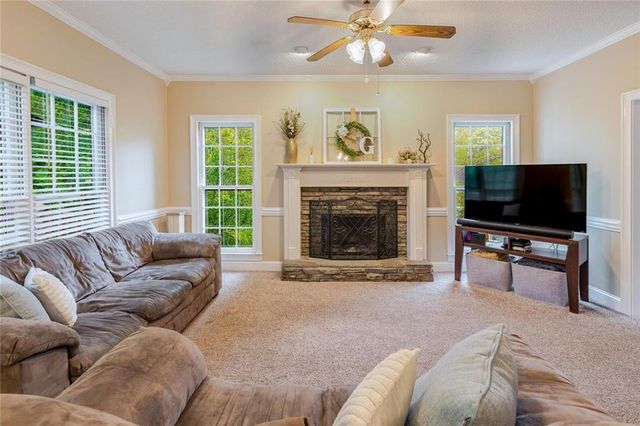 183 Berkeley Way, Dallas, GA 30157