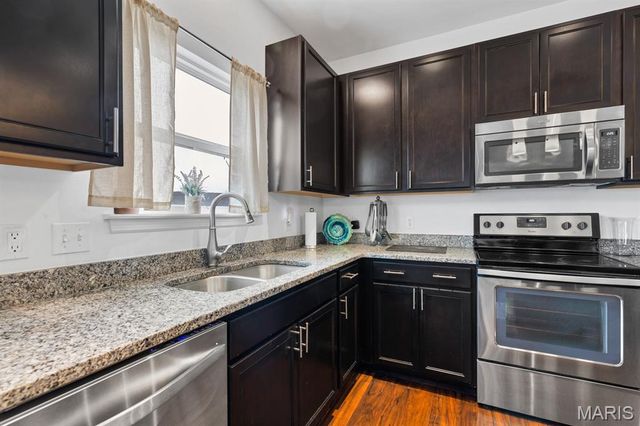 2353 Banon Drive, St Charles, MO 63301