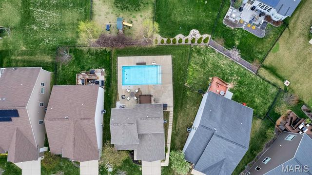 2353 Banon Drive, St Charles, MO 63301