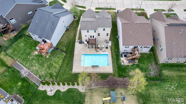 2353 Banon Drive, St Charles, MO 63301