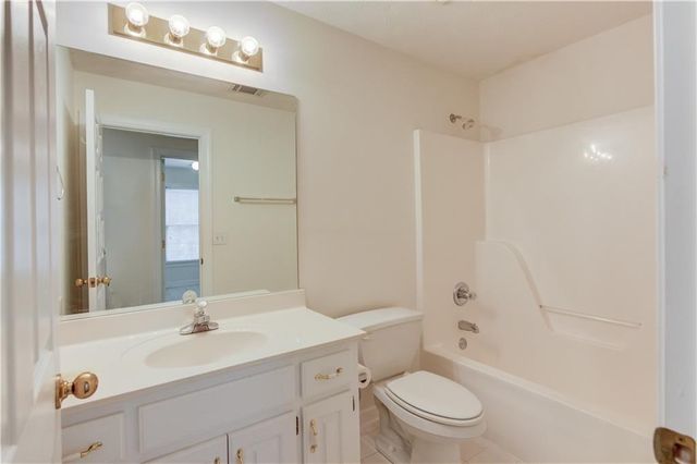 45 Oak Lane, Oxford, GA 30054