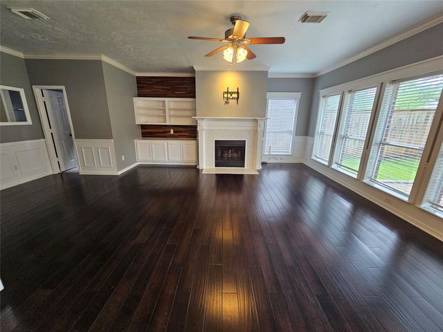 15015 Dawnbrook Drive, Houston, TX 77068
