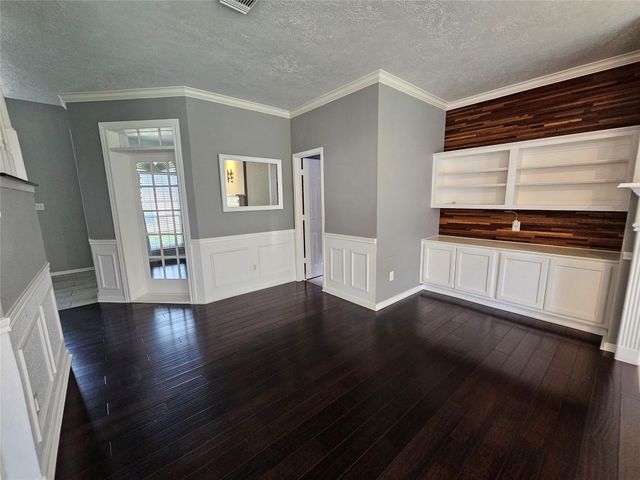 15015 Dawnbrook Drive, Houston, TX 77068