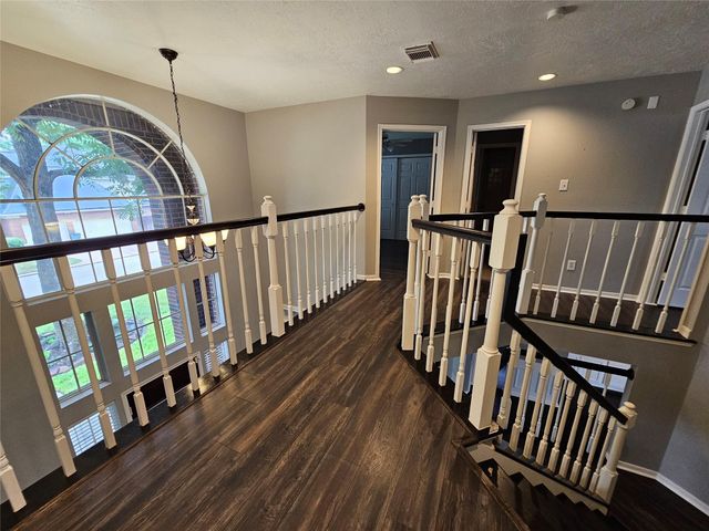 15015 Dawnbrook Drive, Houston, TX 77068