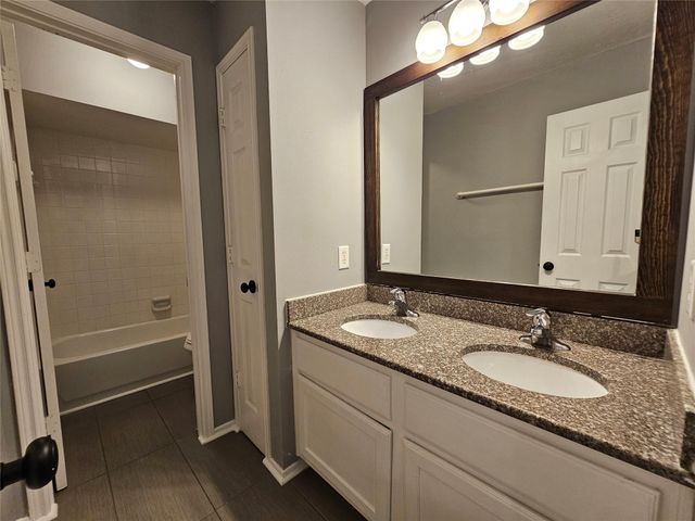 15015 Dawnbrook Drive, Houston, TX 77068