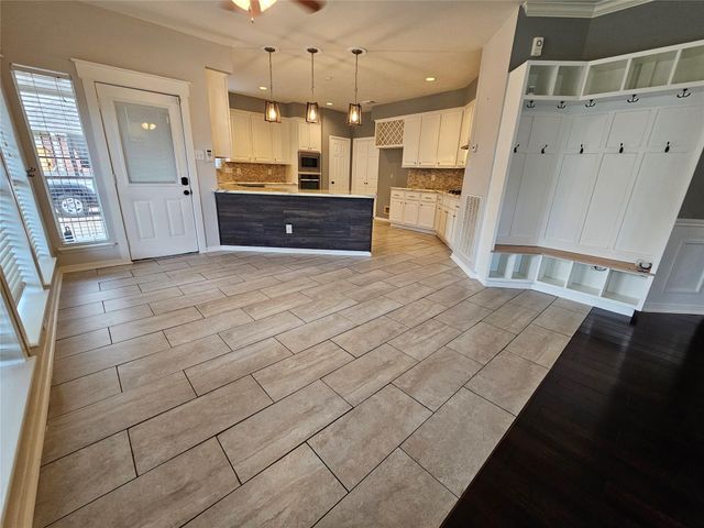 15015 Dawnbrook Drive, Houston, TX 77068