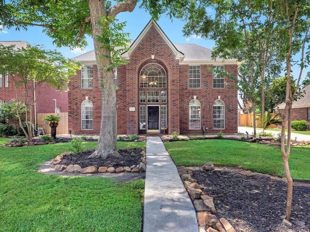 15015 Dawnbrook Drive, Houston, TX 77068