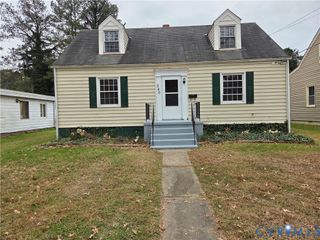 340 Claremont St, Petersburg, VA 23805