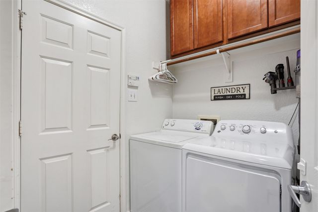 7258 Summit Parc Drive, Dallas, TX 75249