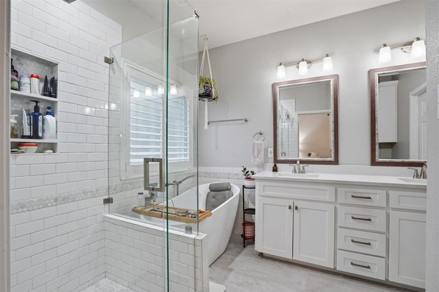 7258 Summit Parc Drive, Dallas, TX 75249