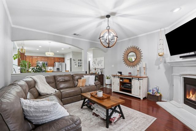 7258 Summit Parc Drive, Dallas, TX 75249