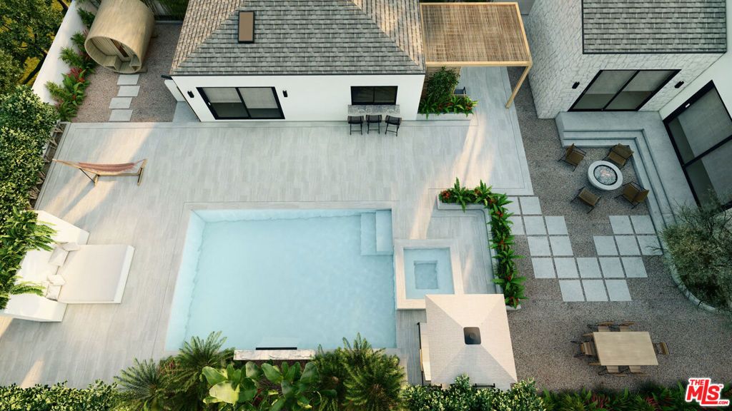 Image 2 of property listing at 6342 W 77th Street, Los Angeles, CA 90045