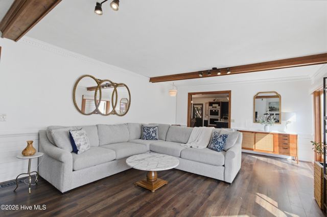 208 Providence Drive, Moyock, NC 27958