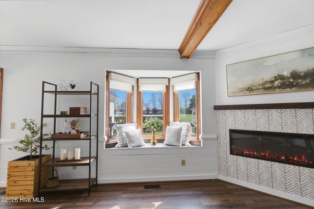 208 Providence Drive, Moyock, NC 27958