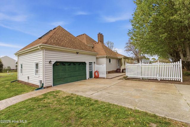 208 Providence Drive, Moyock, NC 27958