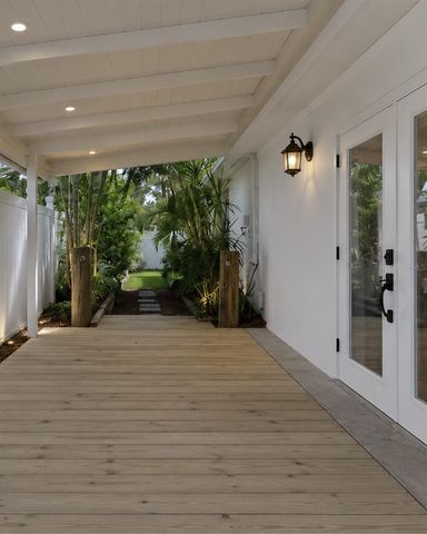 1734 MARYLAND AVENUE NE, St Petersburg, FL 33703