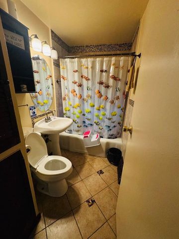 4429 N 40th STREET, Milwaukee, WI 53209