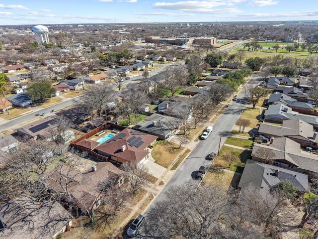 2329 Diana Drive, Sherman, TX 75092