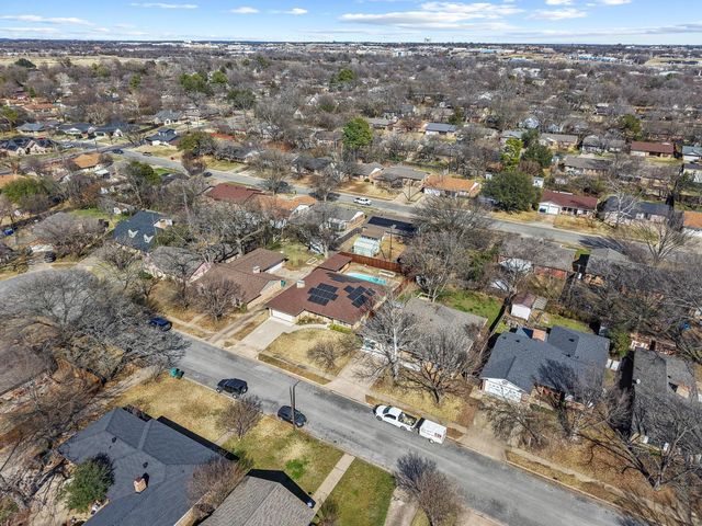 2329 Diana Drive, Sherman, TX 75092