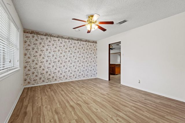 2329 Diana Drive, Sherman, TX 75092