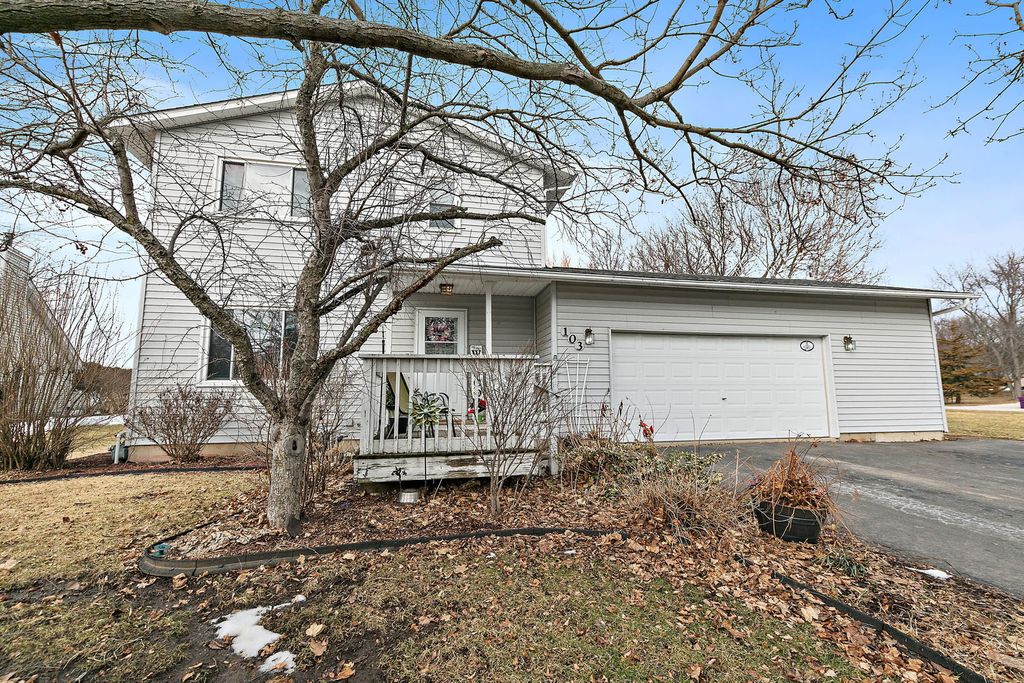 103 Balclutha Court SW, Poplar Grove, IL 61065