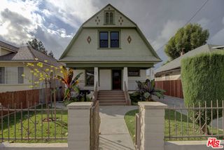 140 ROSELAWN Place, Los Angeles, CA 90042