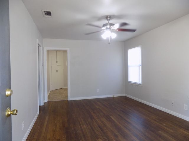 2338 Guadalupe Street, San Angelo, TX 76901