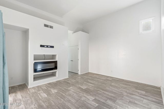 5323 S Morning Sky Lane, Tucson, AZ 85747