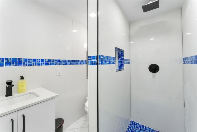 13118 SW 215th Ter, Miami, FL 33177