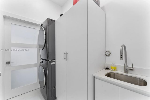 13118 SW 215th Ter, Miami, FL 33177