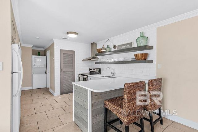 1129 W WEST BEACH Boulevard 311, Gulf Shores, AL 36542