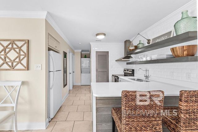 1129 W WEST BEACH Boulevard 311, Gulf Shores, AL 36542