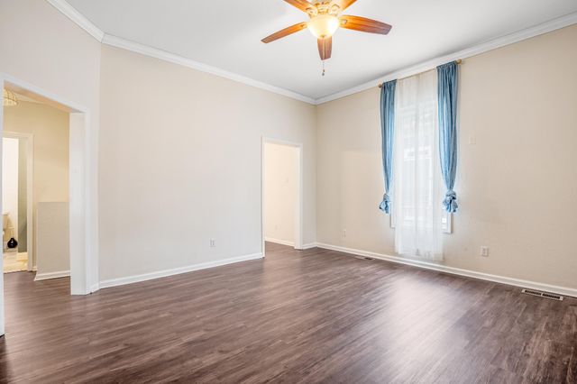 2011 E 13th Street, Chattanooga, TN 37404
