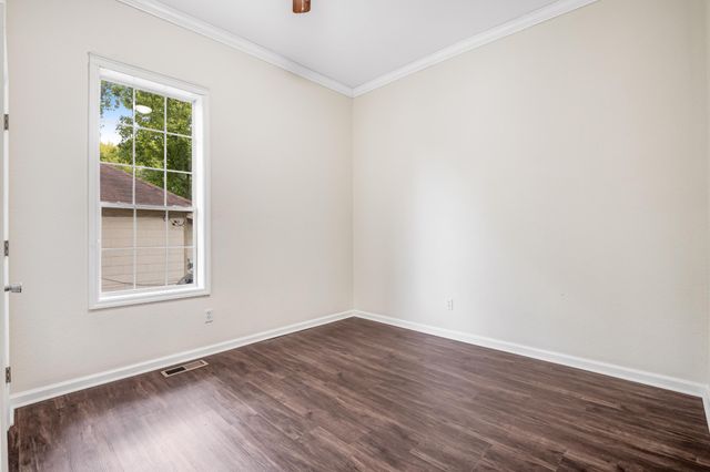 2011 E 13th Street, Chattanooga, TN 37404