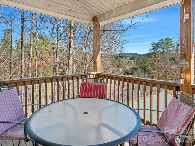 16 Sunny Lane, Mars Hill, NC 28754