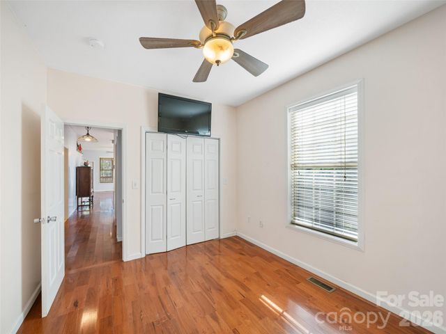 16 Sunny Lane, Mars Hill, NC 28754