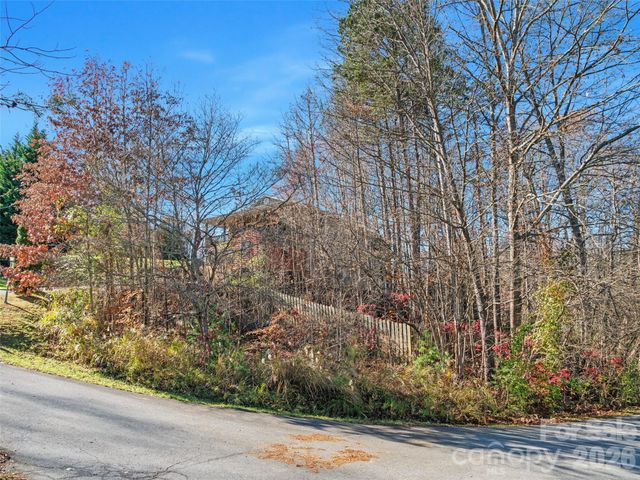16 Sunny Lane, Mars Hill, NC 28754
