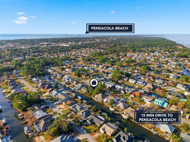 1634 Lahaina Court, Gulf Breeze, FL 32563