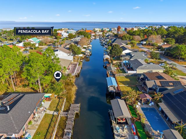 1634 Lahaina Court, Gulf Breeze, FL 32563