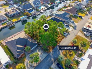 1634 Lahaina Court, Gulf Breeze, FL 32563