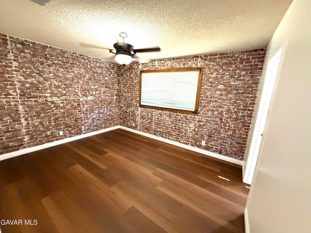 39254 Willowvale Road, Palmdale, CA 93551